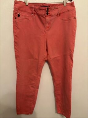 Torrid crop coral jeans 22